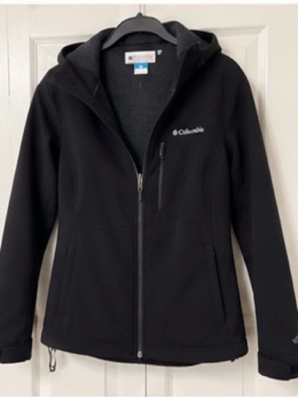 SIZE S Columbia Women's Black Hooded Softshell Jacket